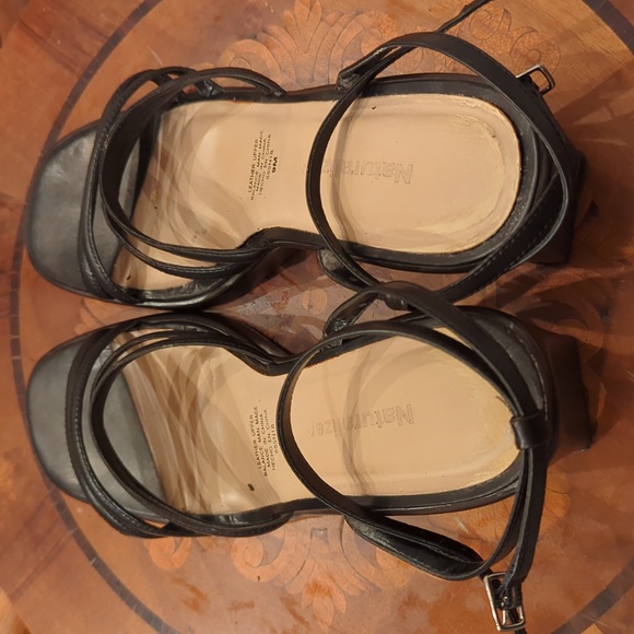 'Naturalizer' brand Size 9 Leather upper. Meyer&Frank's sold. - Picture 3 of 10